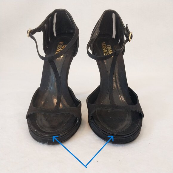 Gianni Versace 4.5" Heels Sandals Womens 37 / 7 Black Satin Mesh T Strap Italy - Picture 6 of 10